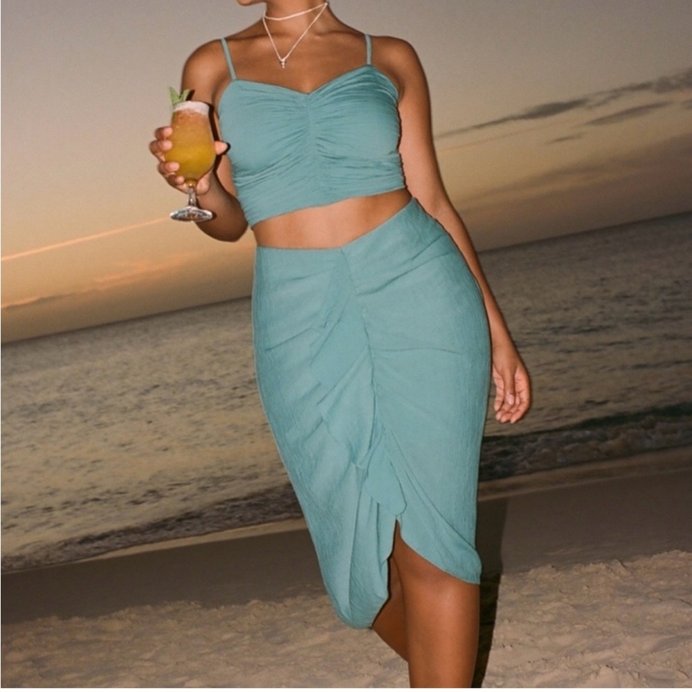 Abercrombie & Fitch Blue Top and Ruched Midi Skirt